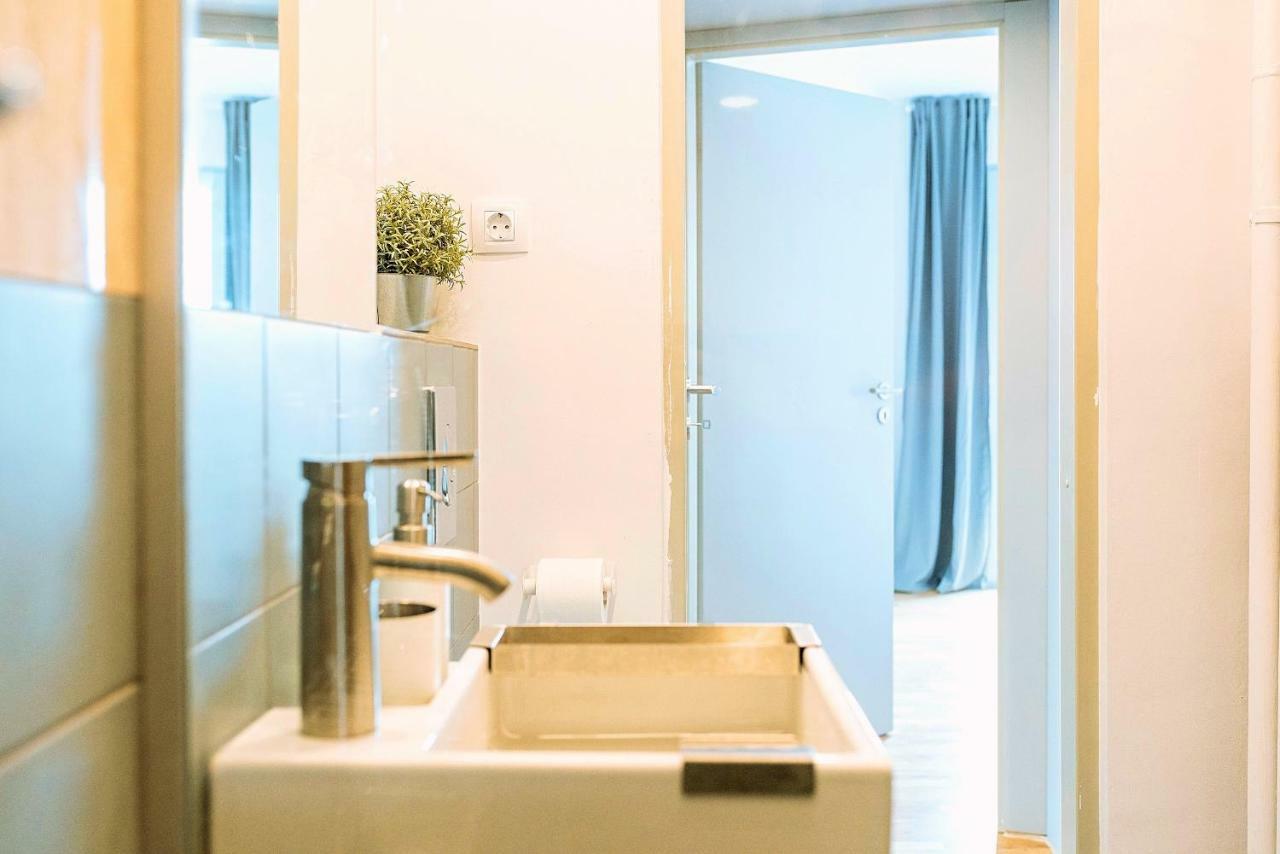 Old Town Riverview Apartment Букурещ Екстериор снимка